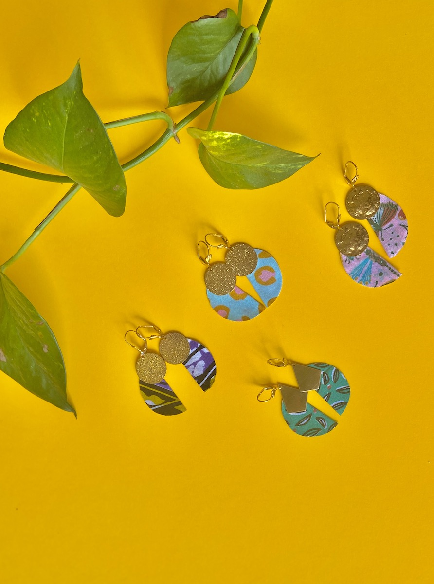 Boucles-d'oreilles colorées en tissu upcycling