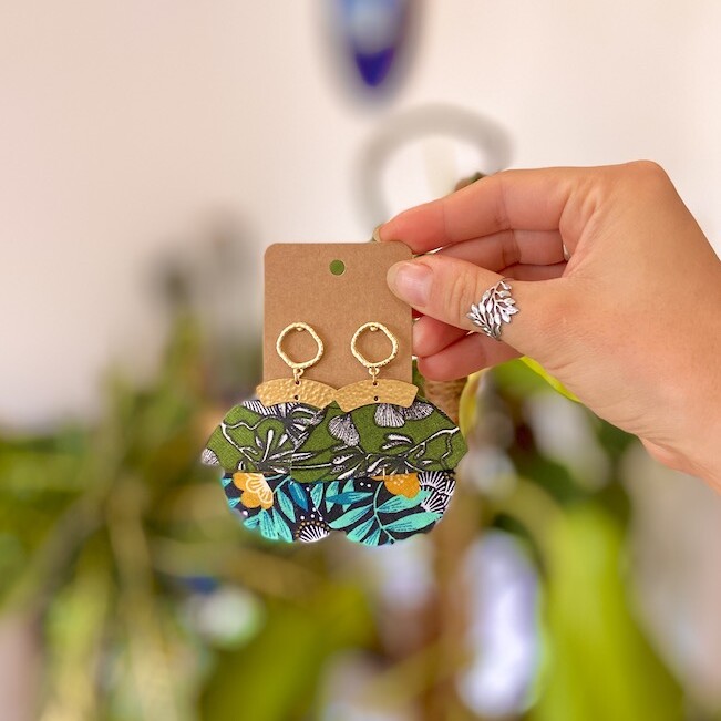 Boucles-d'oreilles colorées en tissu upcycling