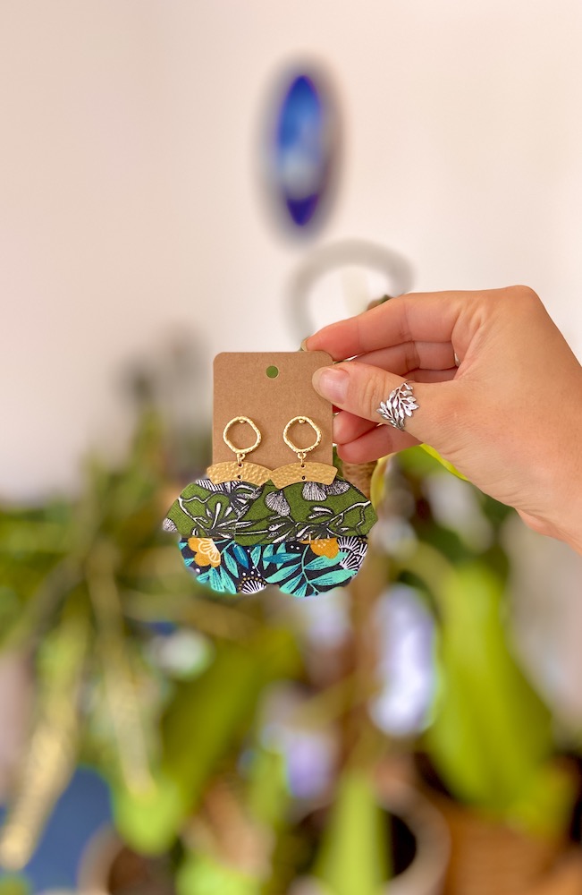 Boucles-d'oreilles colorées en tissu upcycling